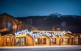 Base Camp Lodge Hotels